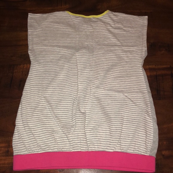 GIRLS - Picture 5 of 8